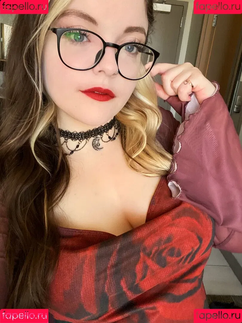 Meg Kaylee Onlyfans Photo Gallery 