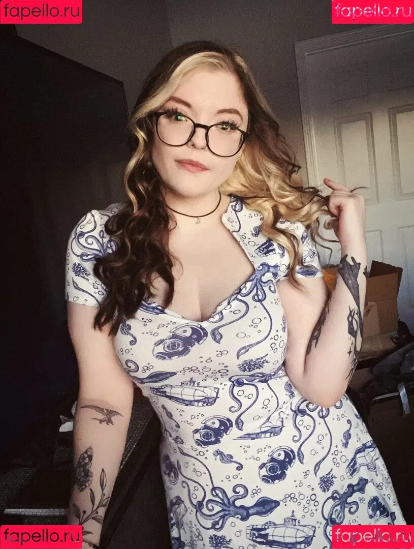 Meg Kaylee Onlyfans Photo Gallery 
