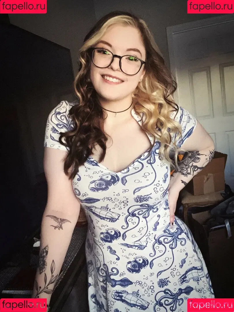 Meg Kaylee Onlyfans Photo Gallery 