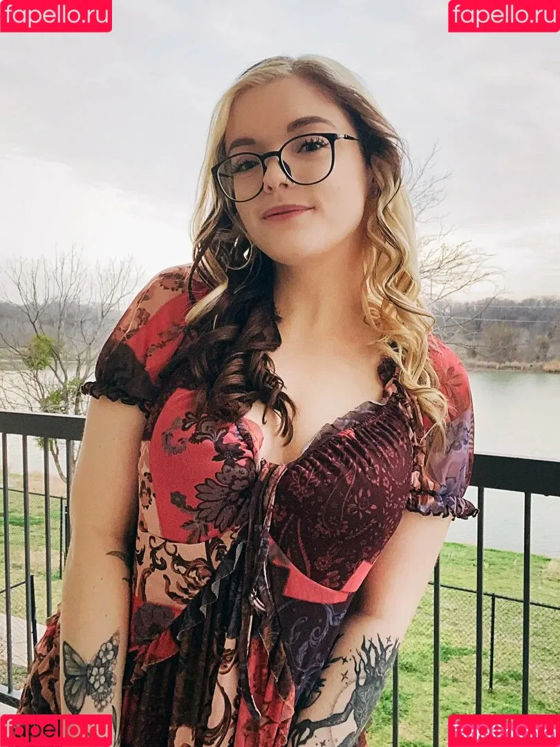 Meg Kaylee Onlyfans Photo Gallery 