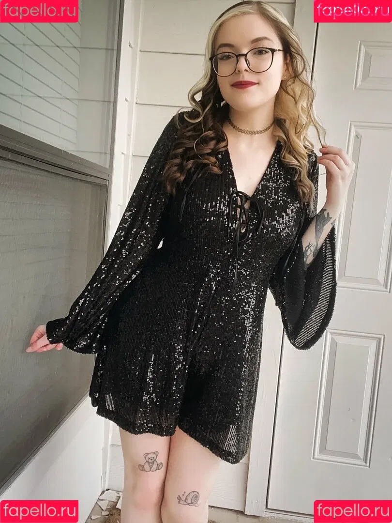 Meg Kaylee Onlyfans Photo Gallery 