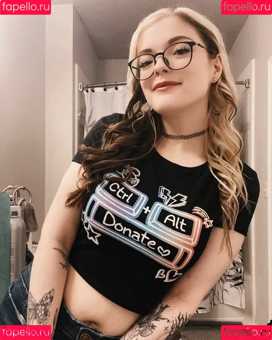 Meg Kaylee Onlyfans Photo Gallery 