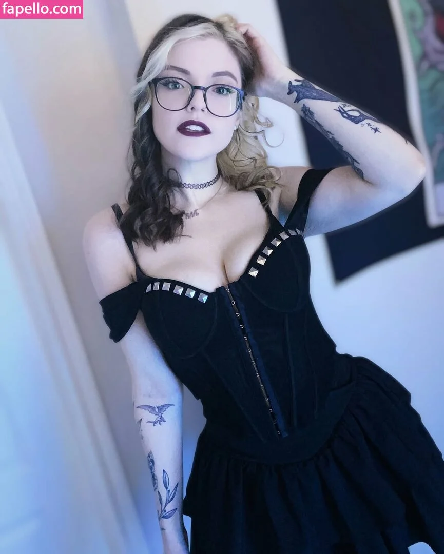 Meg Kaylee Onlyfans Photo Gallery 