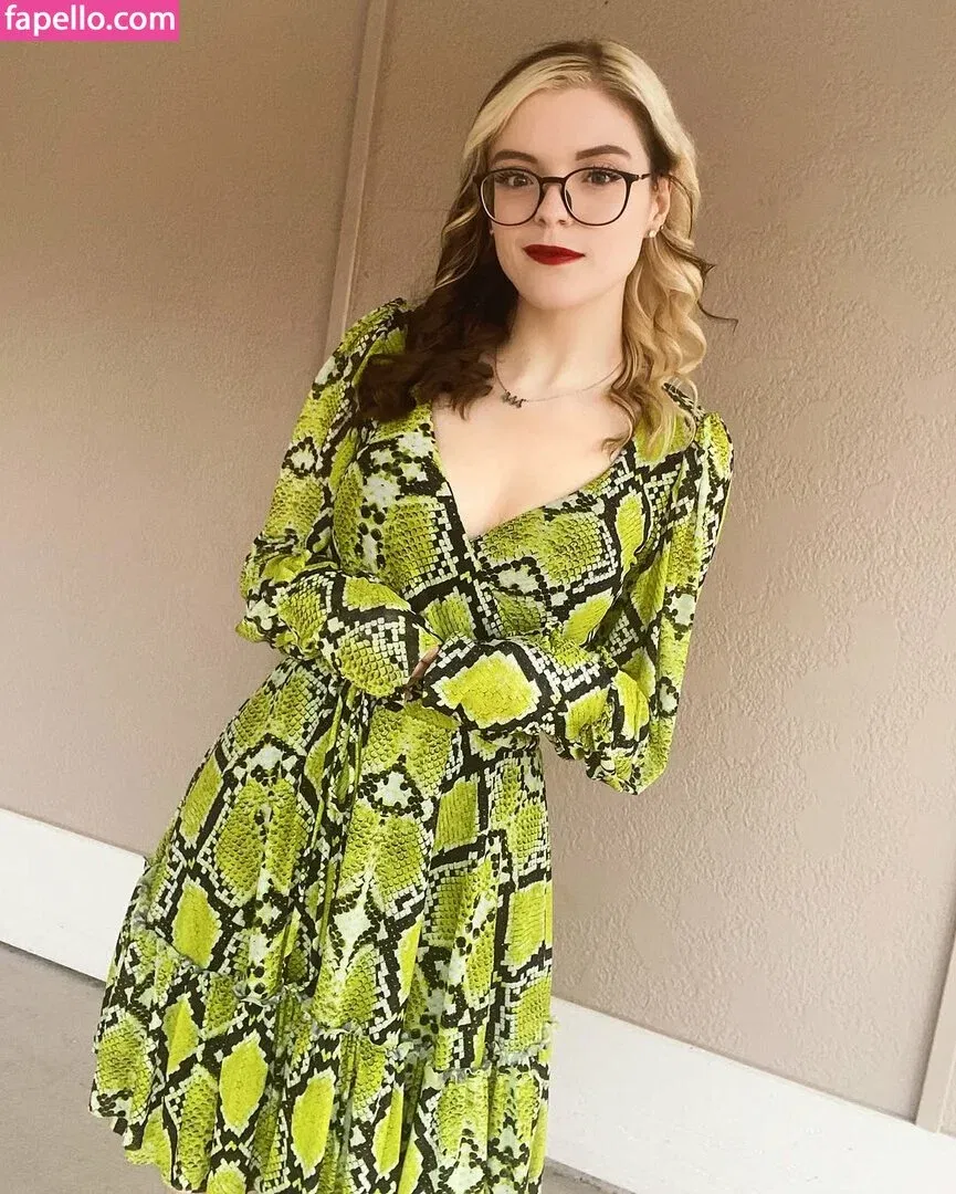 Meg Kaylee Onlyfans Photo Gallery 