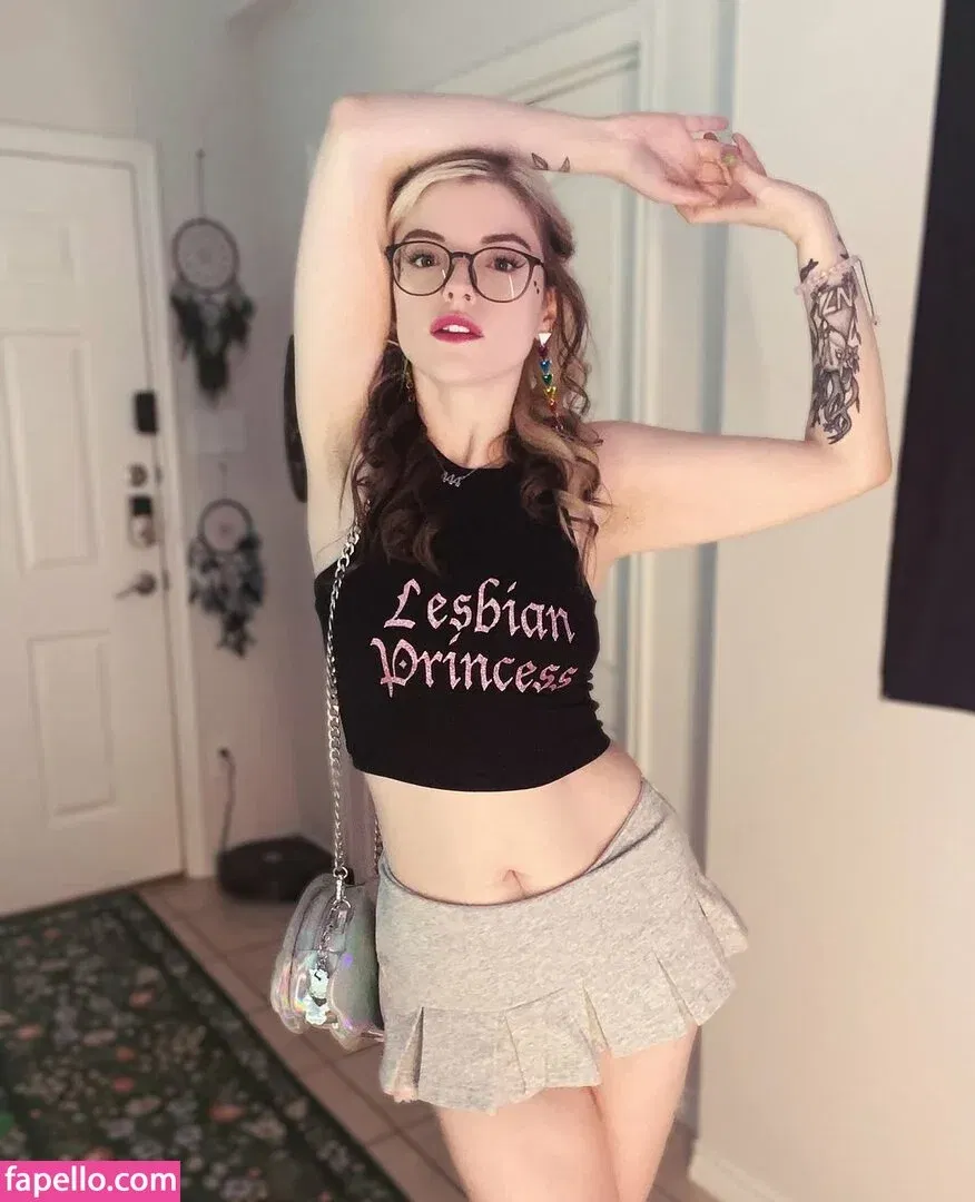 Meg Kaylee Onlyfans Photo Gallery 