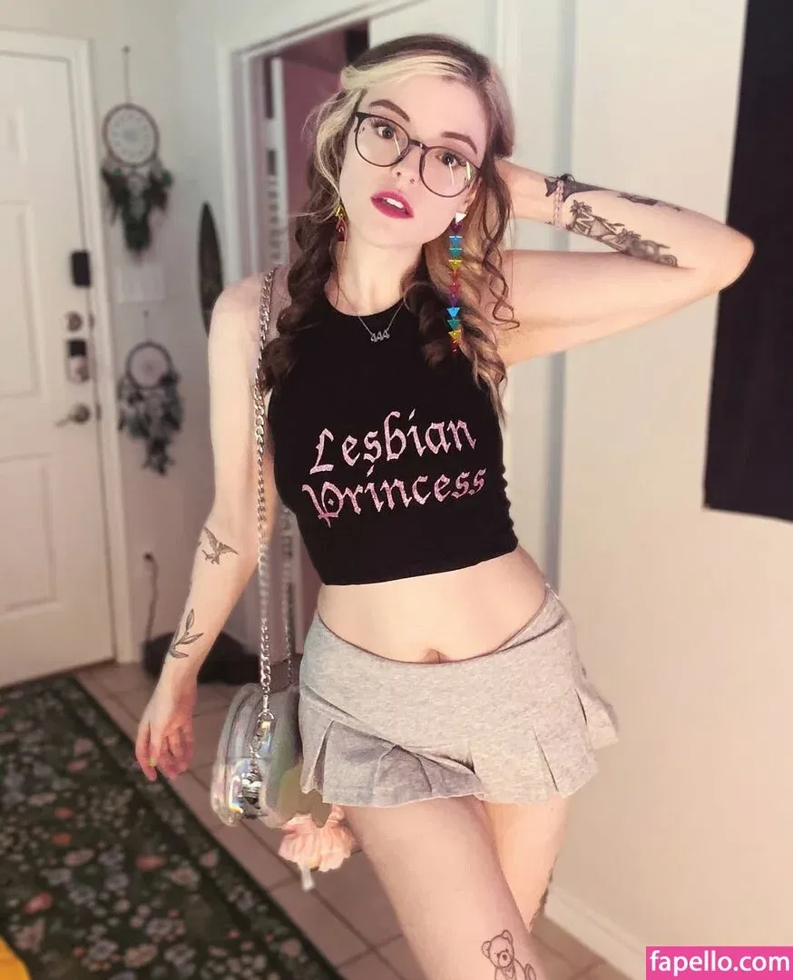 Meg Kaylee Onlyfans Photo Gallery 