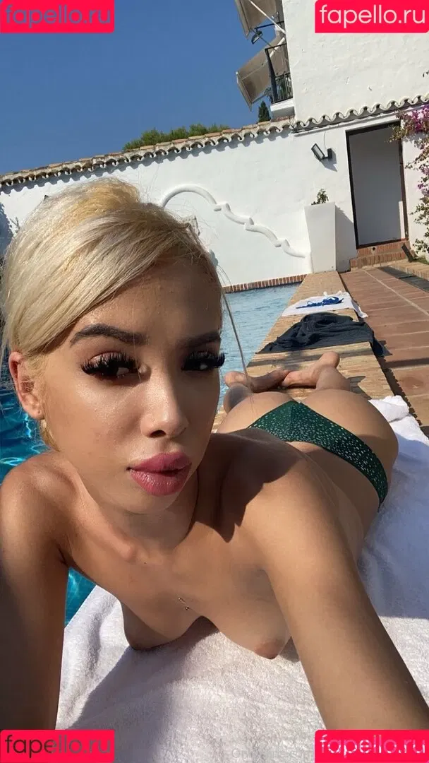 ts_lilyuw88 Onlyfans Photo Gallery 