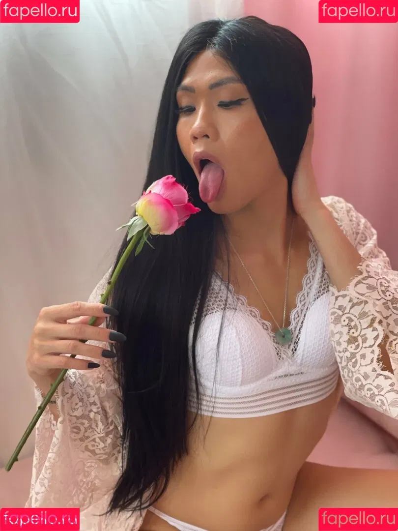 ts_lilyuw88 Onlyfans Photo Gallery 