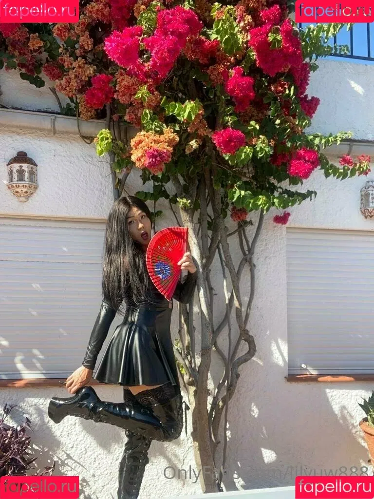 ts_lilyuw88 Onlyfans Photo Gallery 