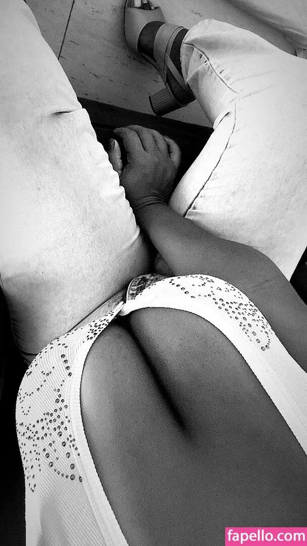 Sra. Brandão Onlyfans Photo Gallery 