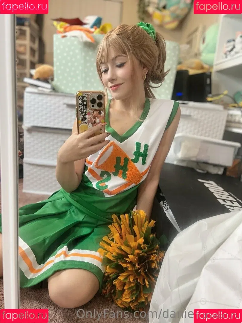 daniellaclaire Onlyfans Photo Gallery 