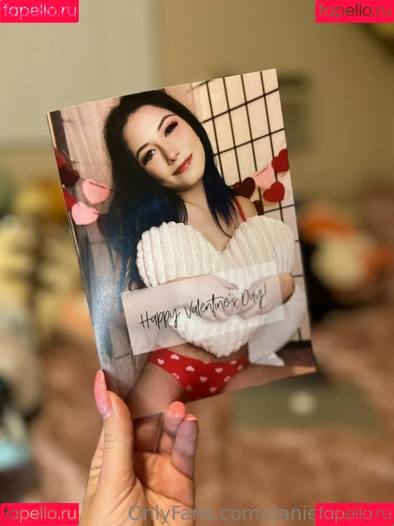 daniellaclaire Onlyfans Photo Gallery 