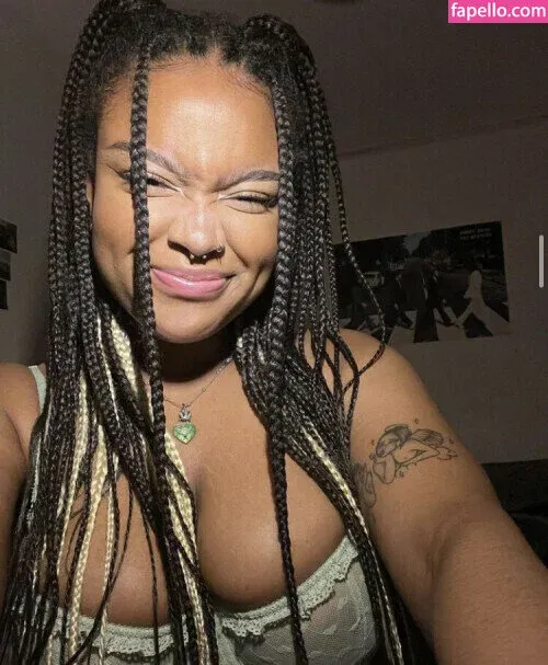 Hell0kittyevie Onlyfans Photo Gallery 