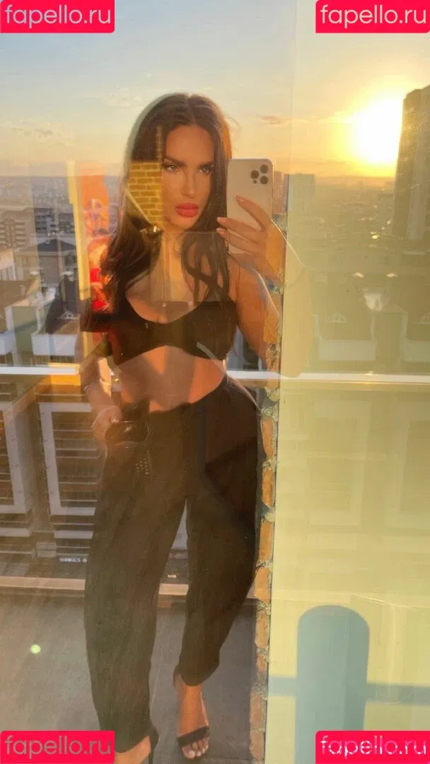 suna Onlyfans Photo Gallery 
