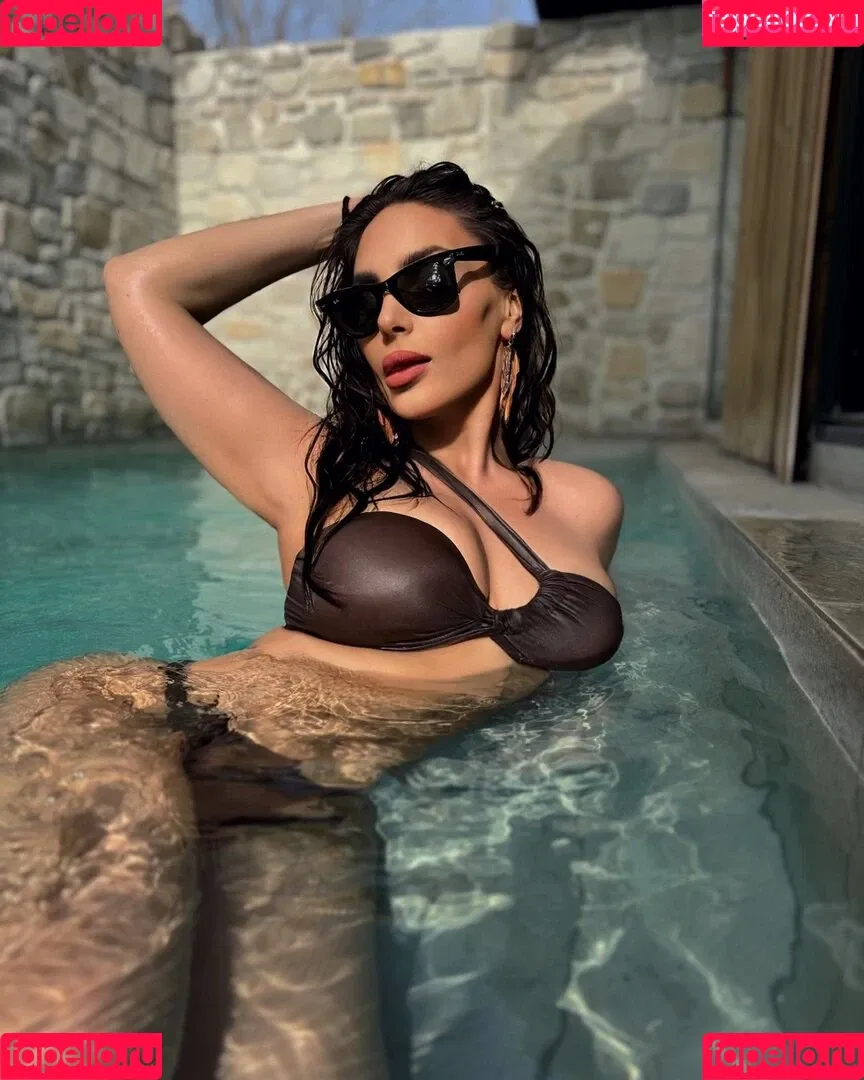 suna Onlyfans Photo Gallery 