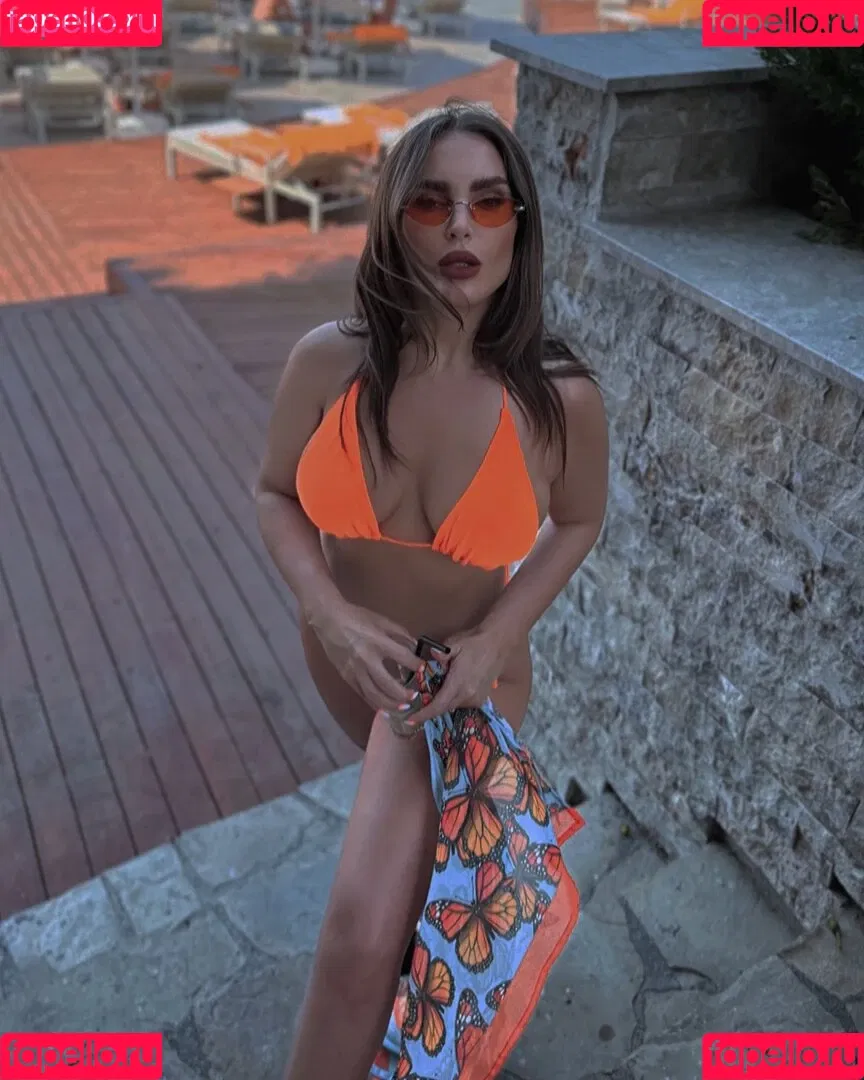 suna Onlyfans Photo Gallery 
