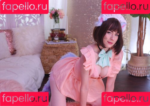 Emily 18 Onlyfans Photo Gallery 