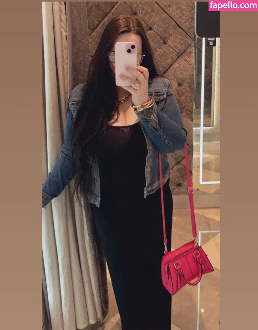 Bobbiegalore Onlyfans Photo Gallery 