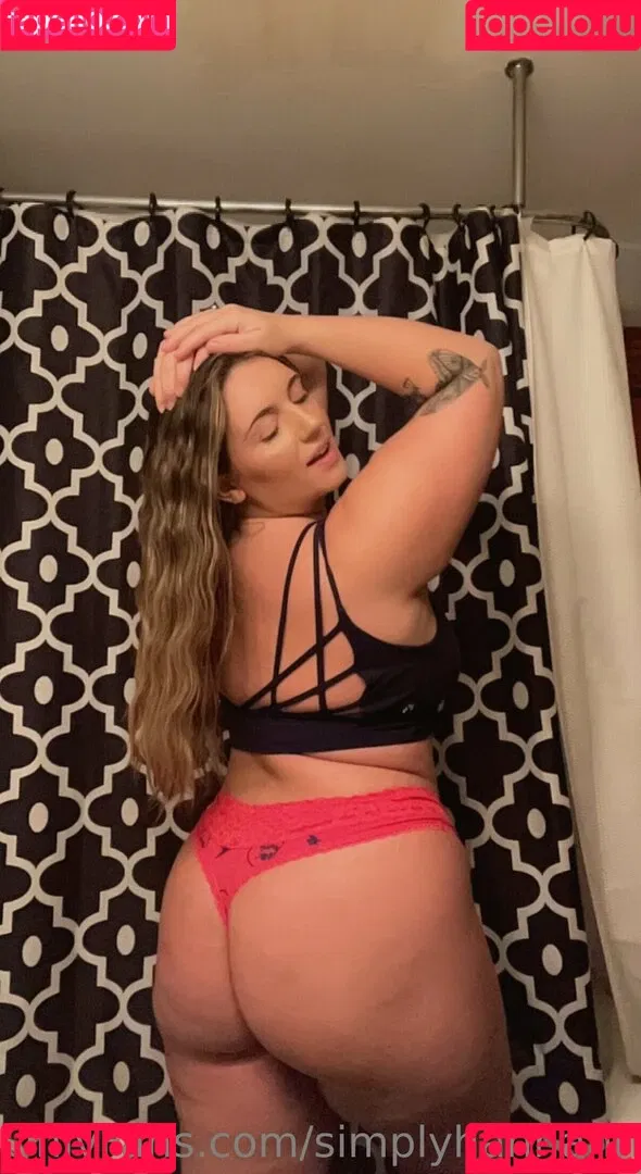 simplyhannahh Onlyfans Photo Gallery 