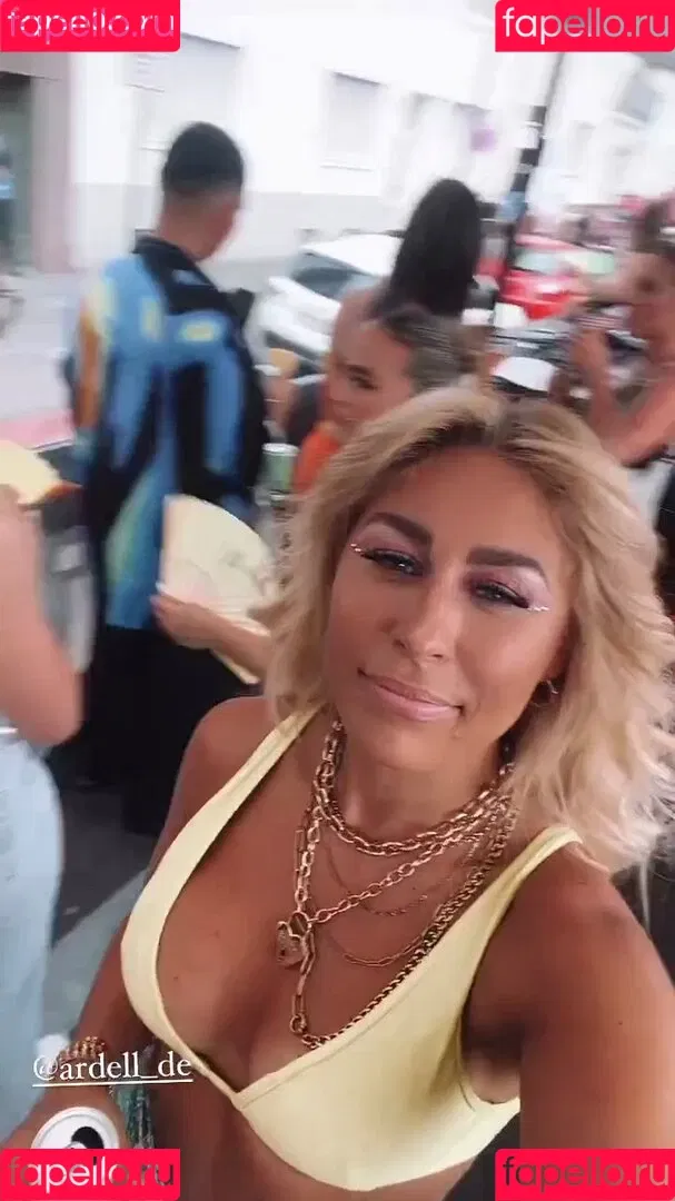Linda Teodosiu Onlyfans Photo Gallery 