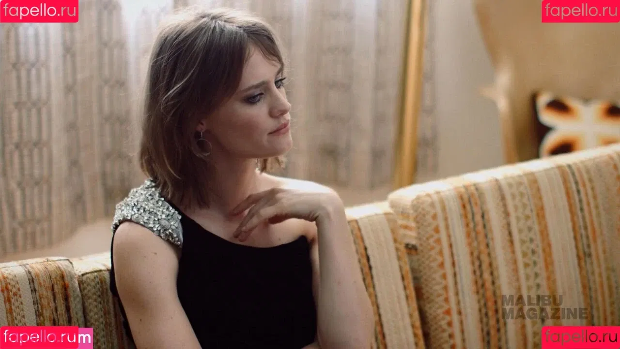 Mackenzie Davis Onlyfans Photo Gallery 