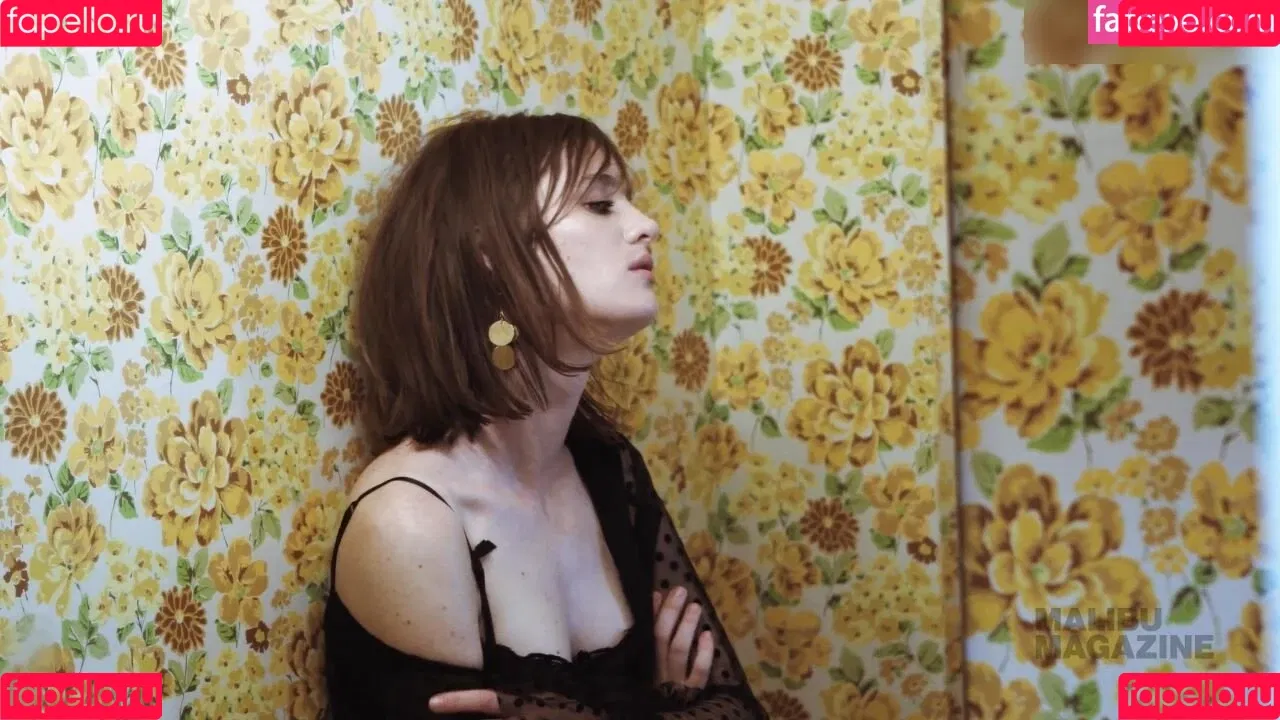 Mackenzie Davis Onlyfans Photo Gallery 