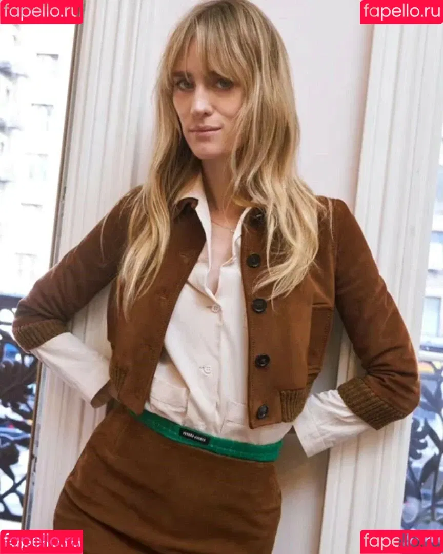 Mackenzie Davis Onlyfans Photo Gallery 