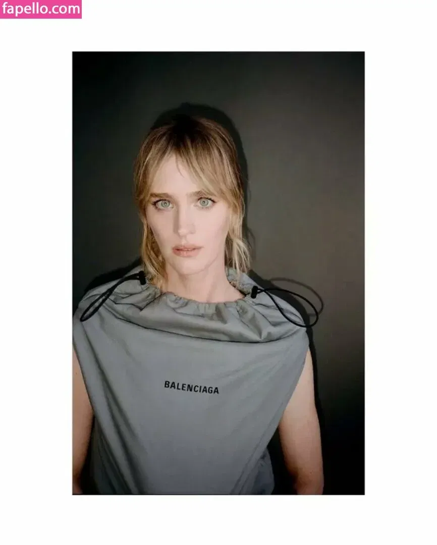 Mackenzie Davis Onlyfans Photo Gallery 