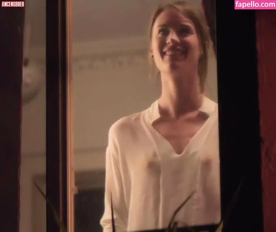 Mackenzie Davis Onlyfans Photo Gallery 