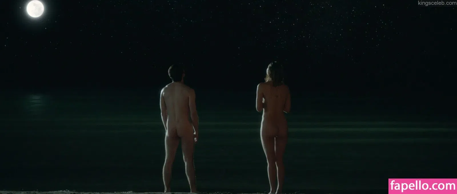 Mackenzie Davis Onlyfans Photo Gallery 