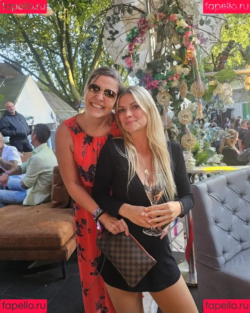 zoejoana Onlyfans Photo Gallery 