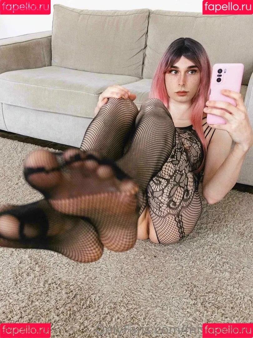 MisstyGrey Onlyfans Photo Gallery 