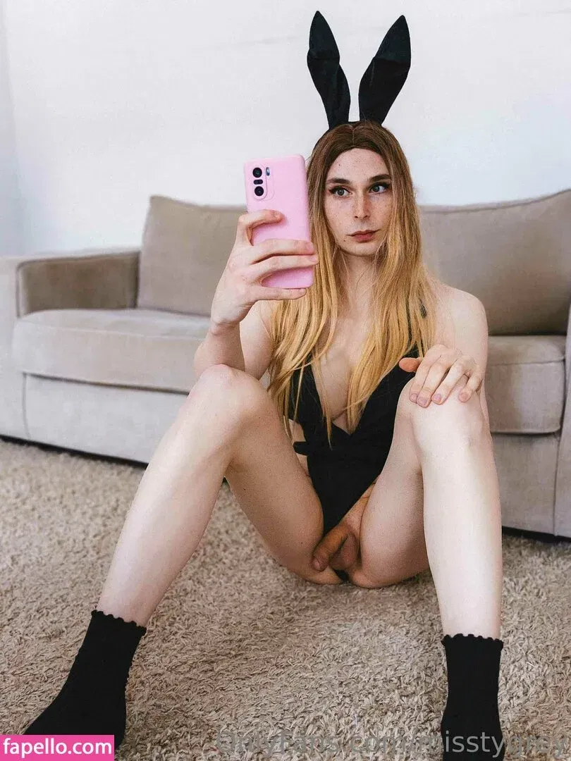 MisstyGrey Onlyfans Photo Gallery 