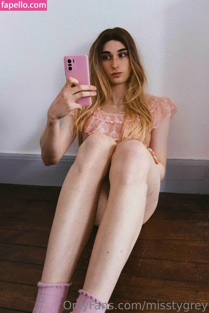 MisstyGrey Onlyfans Photo Gallery 