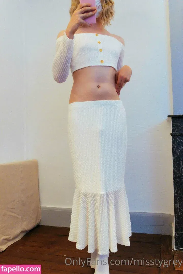 MisstyGrey Onlyfans Photo Gallery 