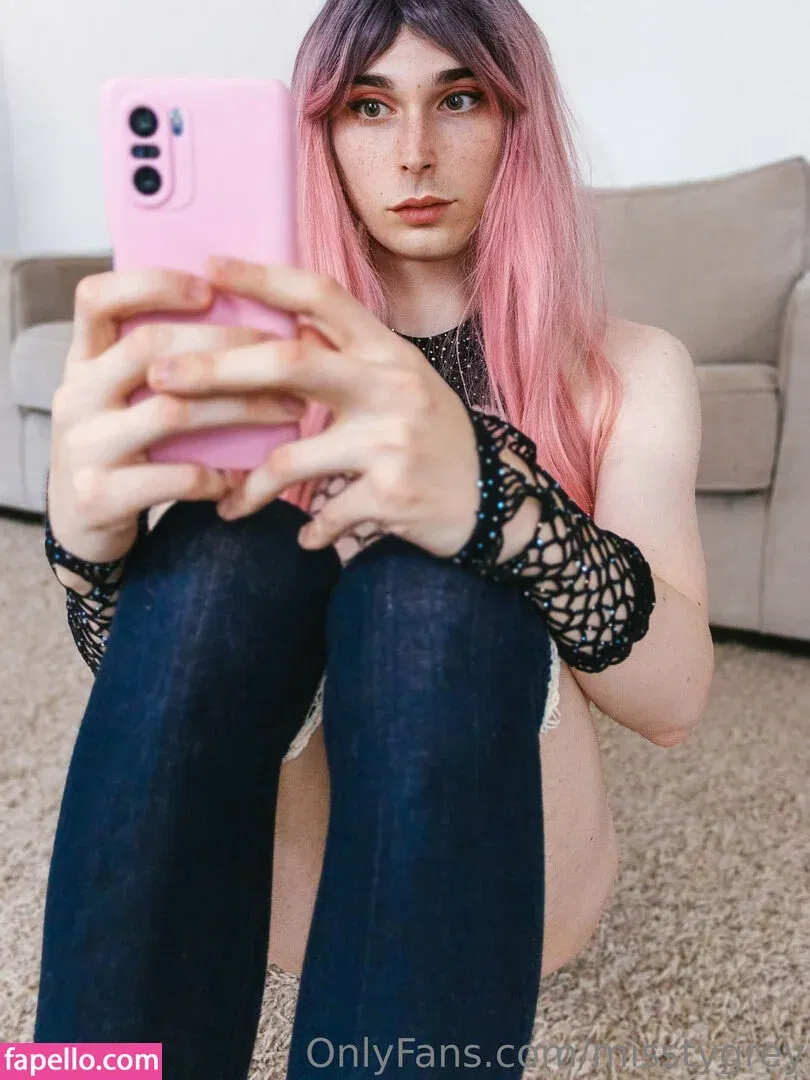 MisstyGrey Onlyfans Photo Gallery 