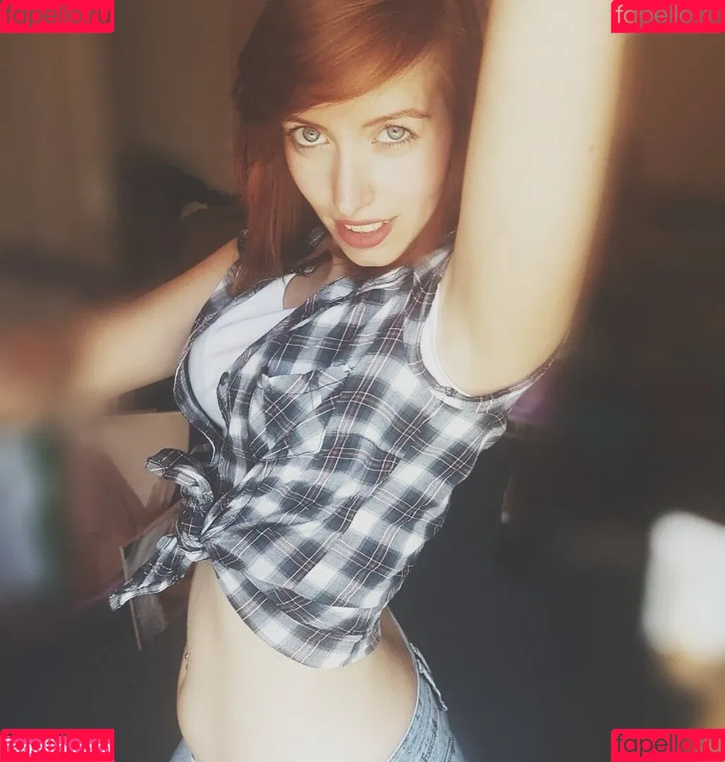 einfachsonina Onlyfans Photo Gallery 