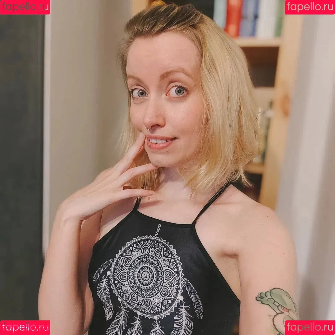 einfachsonina Onlyfans Photo Gallery 