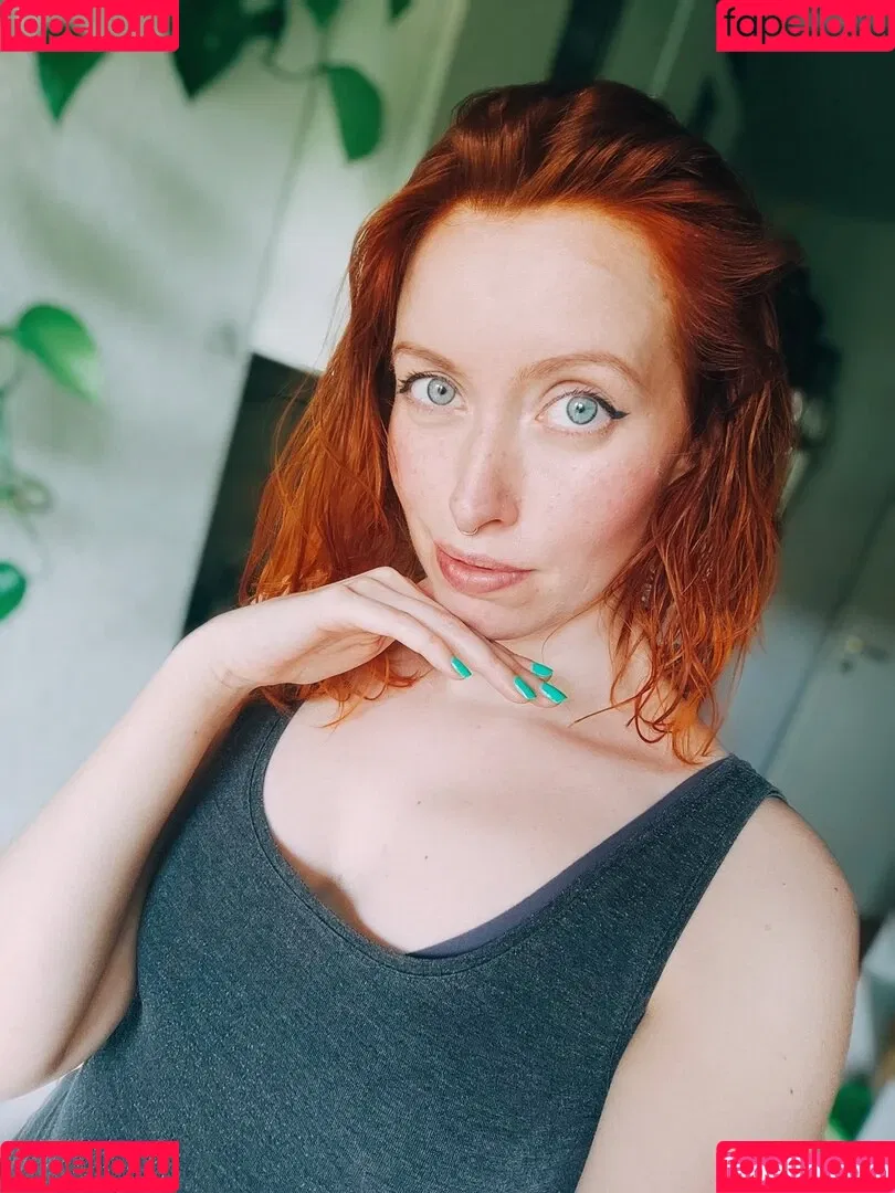 einfachsonina Onlyfans Photo Gallery 
