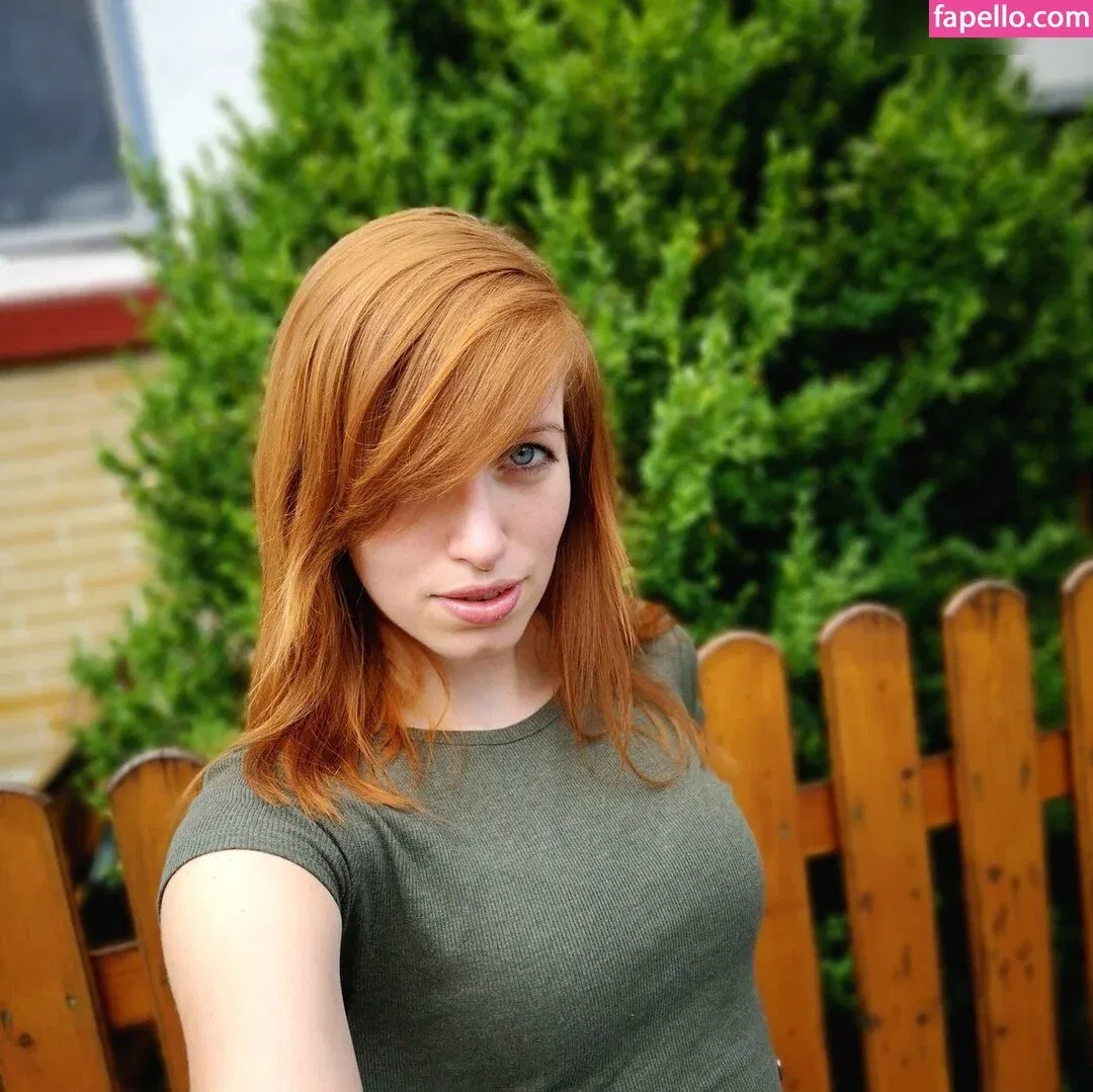 einfachsonina Onlyfans Photo Gallery 