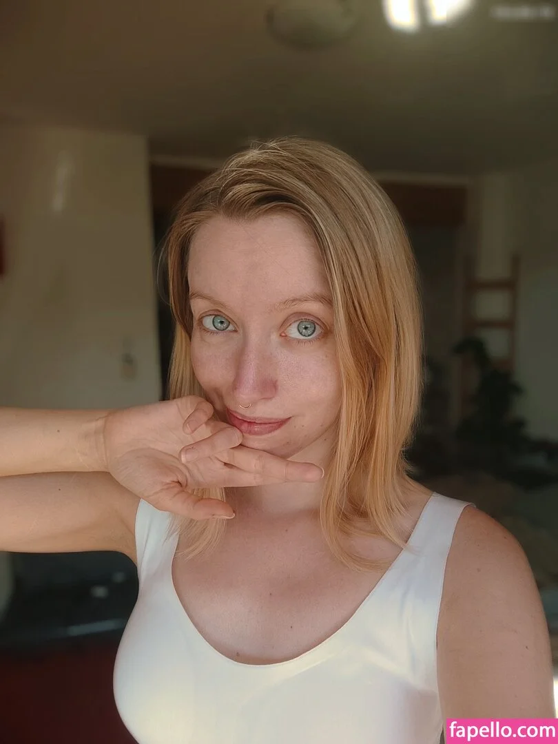 einfachsonina Onlyfans Photo Gallery 