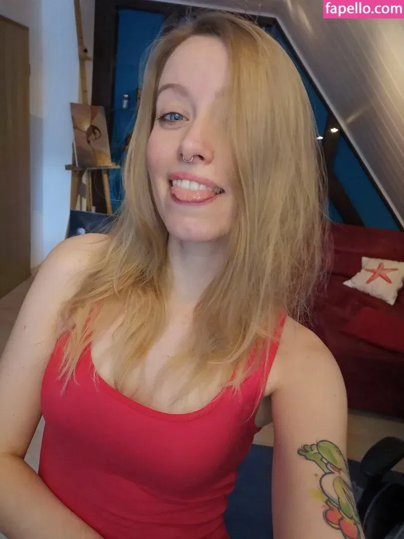 einfachsonina Onlyfans Photo Gallery 