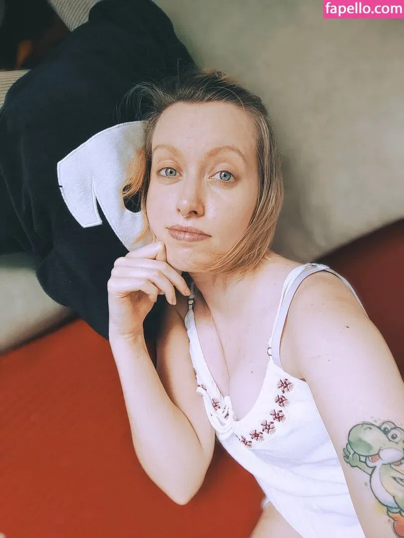 einfachsonina Onlyfans Photo Gallery 