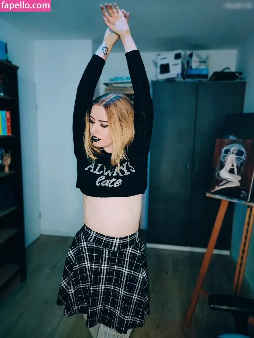 einfachsonina Onlyfans Photo Gallery 