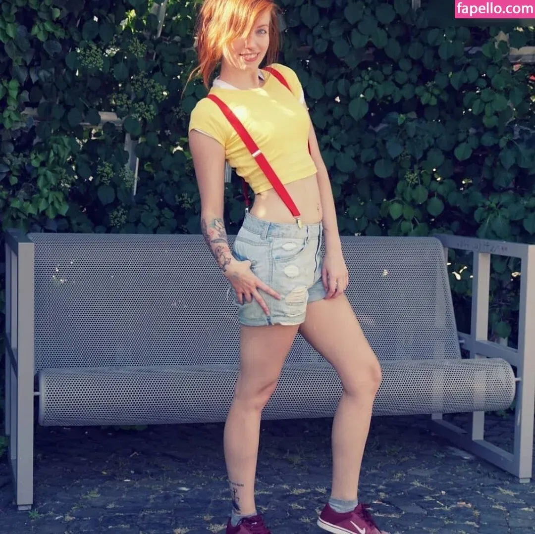 einfachsonina Onlyfans Photo Gallery 