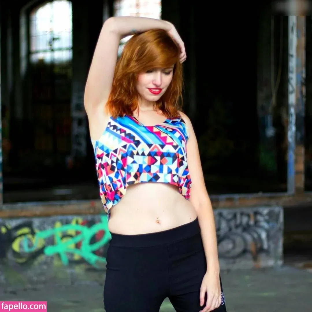 einfachsonina Onlyfans Photo Gallery 