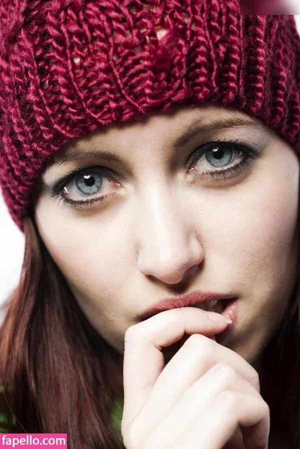 einfachsonina Onlyfans Photo Gallery 