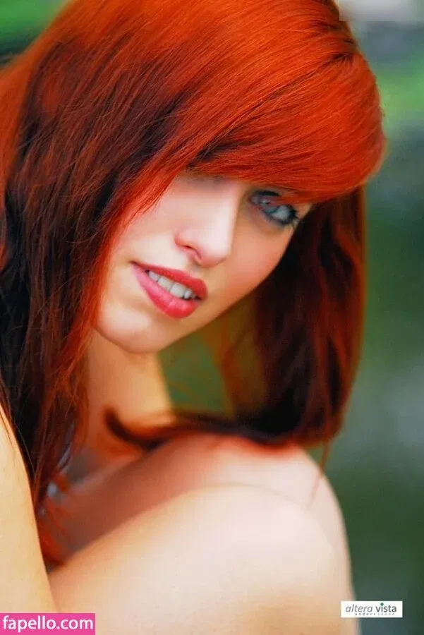 einfachsonina Onlyfans Photo Gallery 