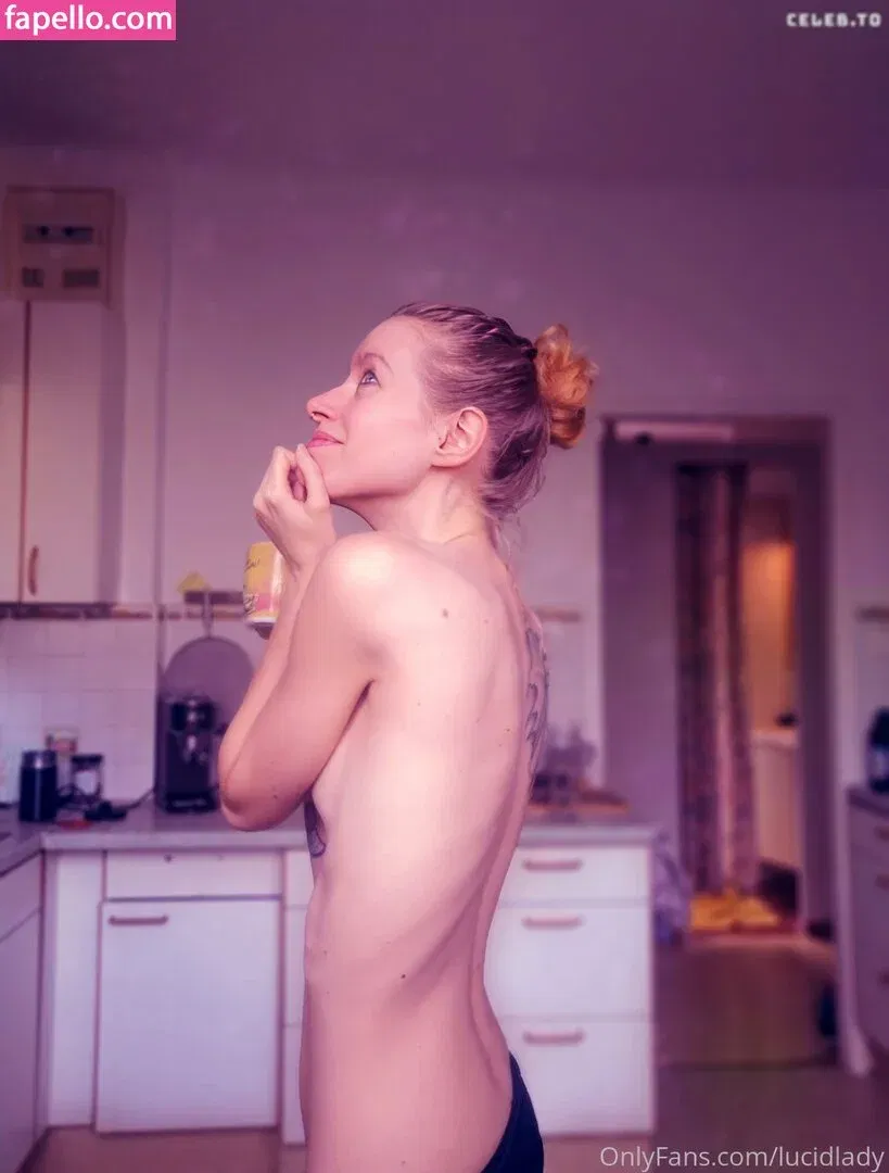 einfachsonina Onlyfans Photo Gallery 