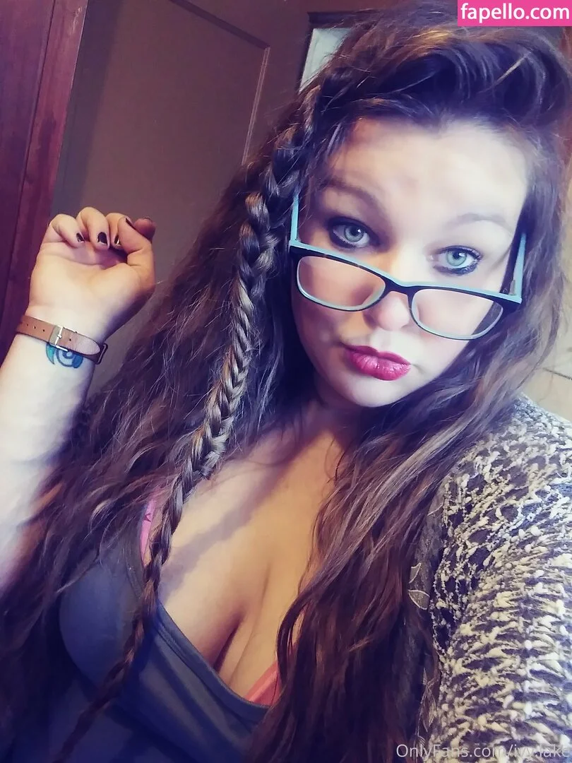 ivy.lake Onlyfans Photo Gallery 